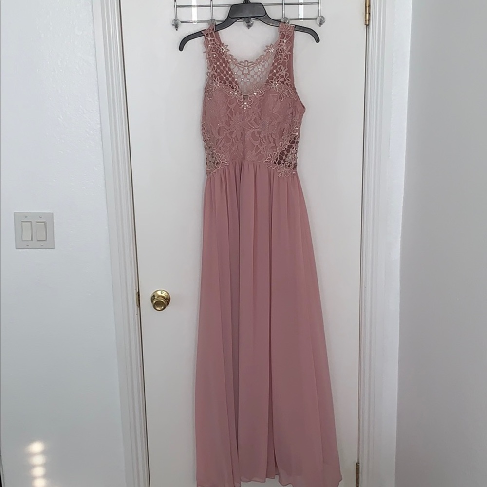 Lace/Rhinestone Long Pink Dress!! 👗